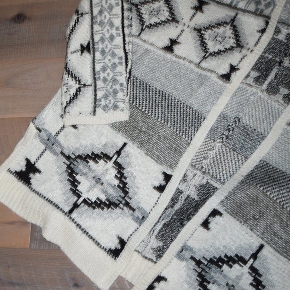 Aeropostale Aztec Tribal Open Cardigan Knit Sweater Flyaway Duster Relaxed N27 - Picture 9 of 11